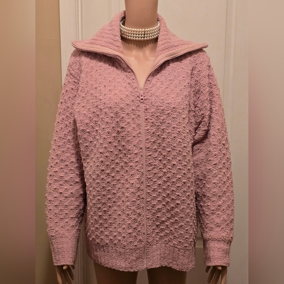 Dress Barn Sweaters - Dressbarn Soft Pink Textured Full Zipper Sweater
